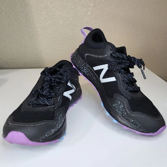 New Balance Shoes New Balance Wtarisk Trail Running Sneaker